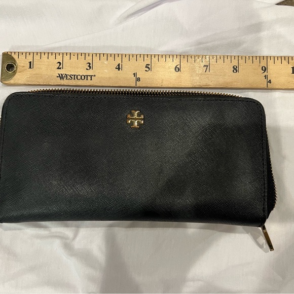 Tory Burch Black Leather Wallet - Picture 3 of 10